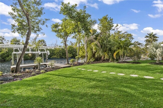 Building Photo - 7150 Cobiac Dr