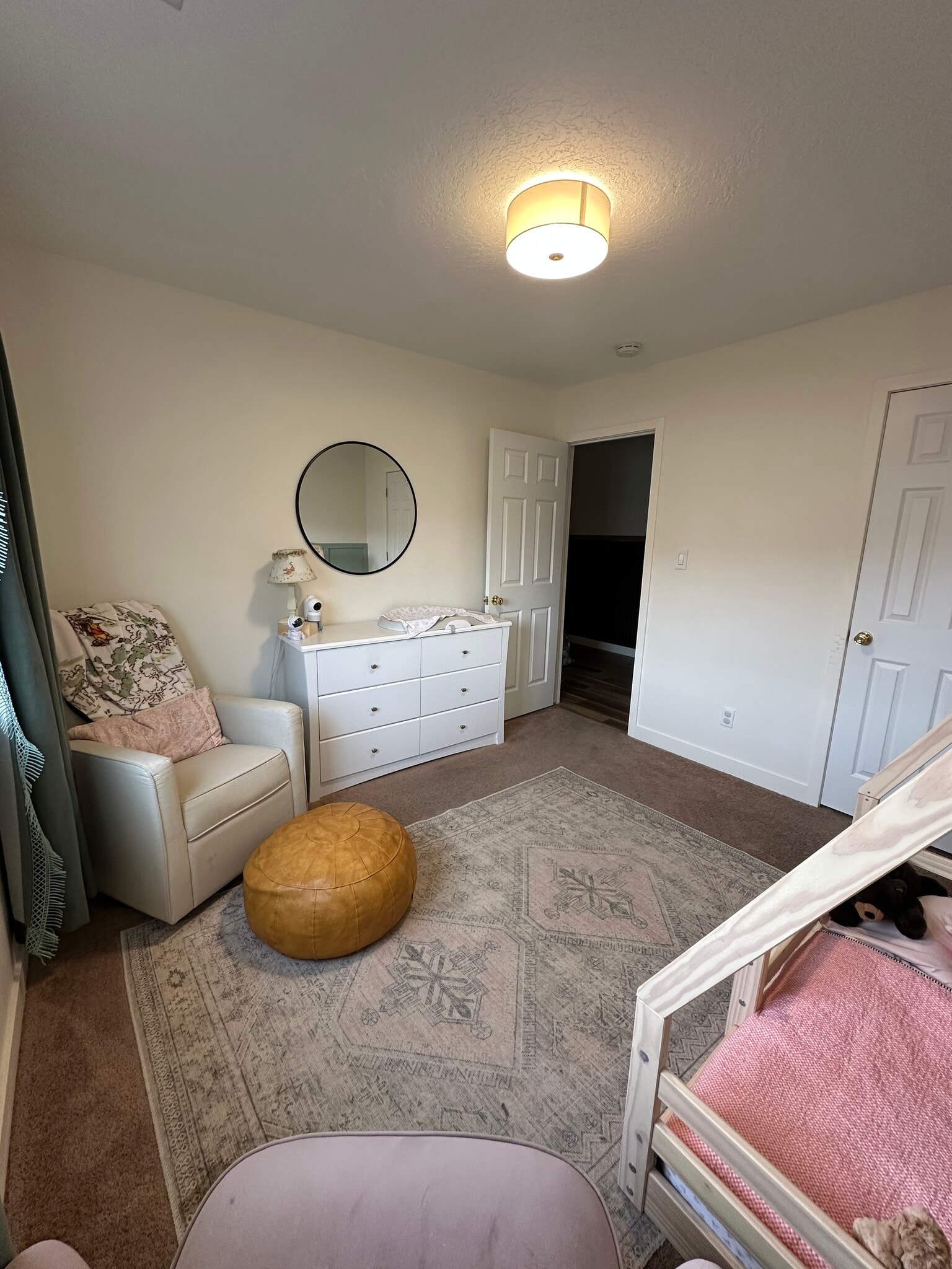 Building Photo - 1097 N Cedar Blvd