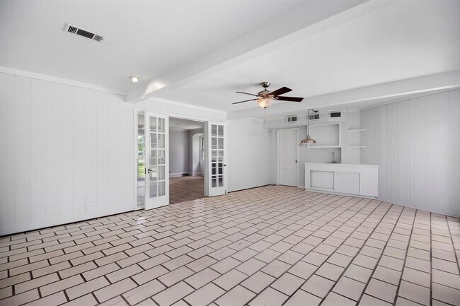 Building Photo - 3424 S MacGregor Way