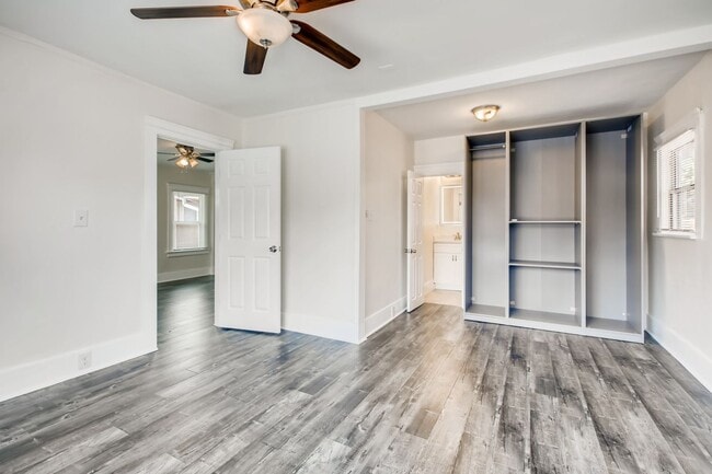 Building Photo - Beautifully Renovated 3 Bed / 2 Bath Home in Prime Central San Diego Location – Pet Friendly!