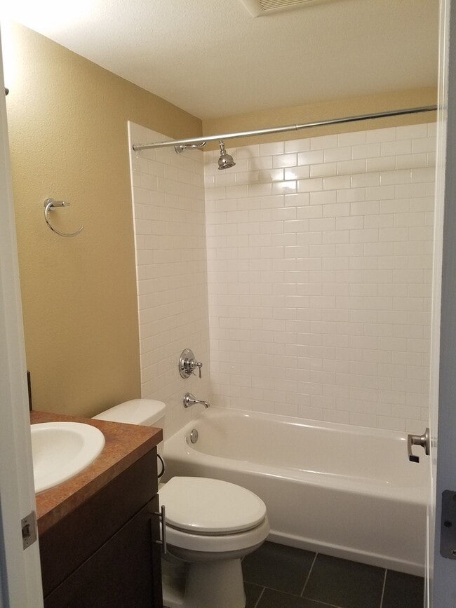 Building Photo - Voss