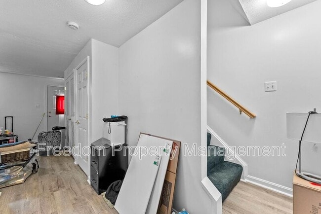 Building Photo - 15305 Brazil Cir