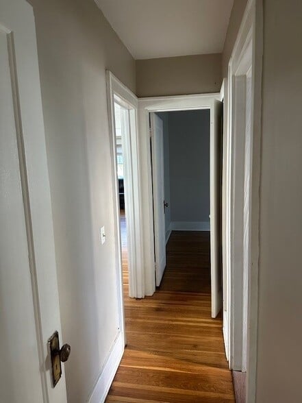 Building Photo - 176 Hillside Ave