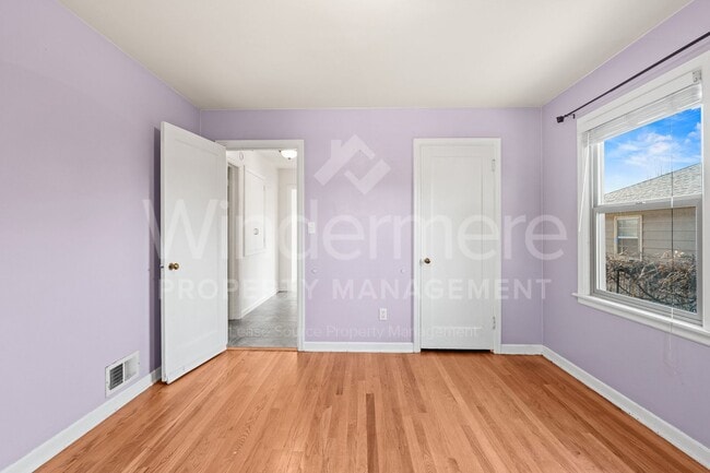 Building Photo - Welcome to Downriver