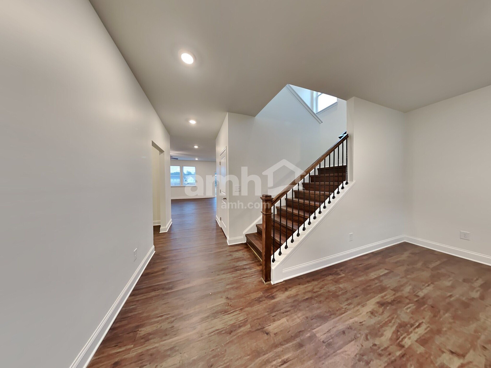 Building Photo - 2003 Windsor Park Ave