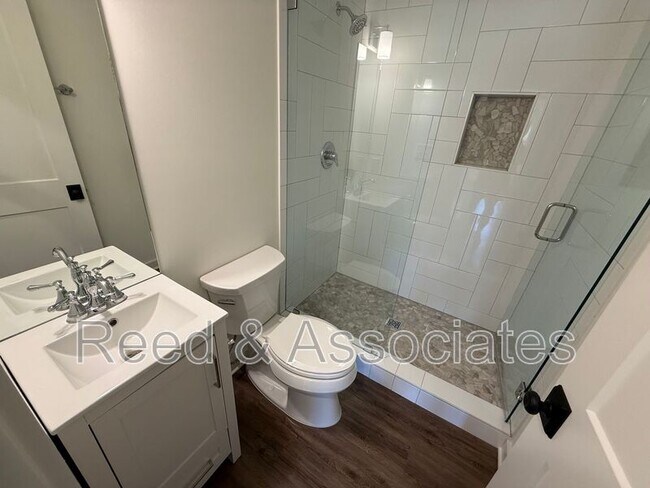 Building Photo - 1711 Miller Farms Rd