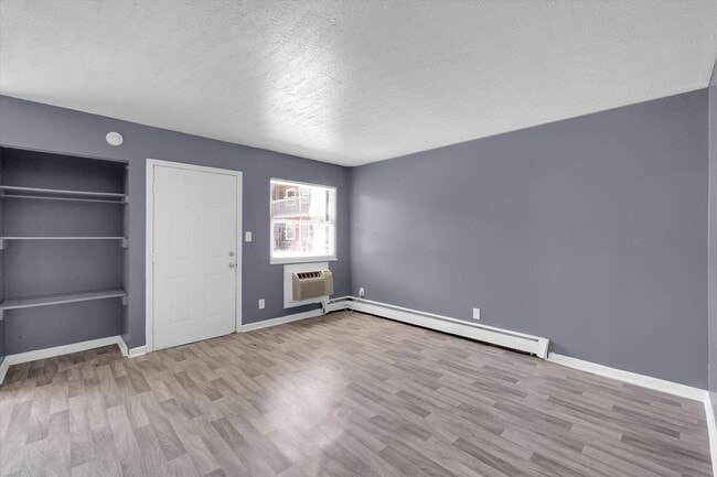 Building Photo - 421 Poplar Level Ct