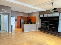 Building Photo - 120 Island Ave