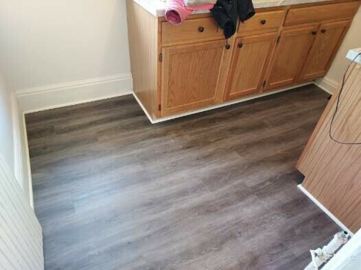 Building Photo - 524 Hallett St