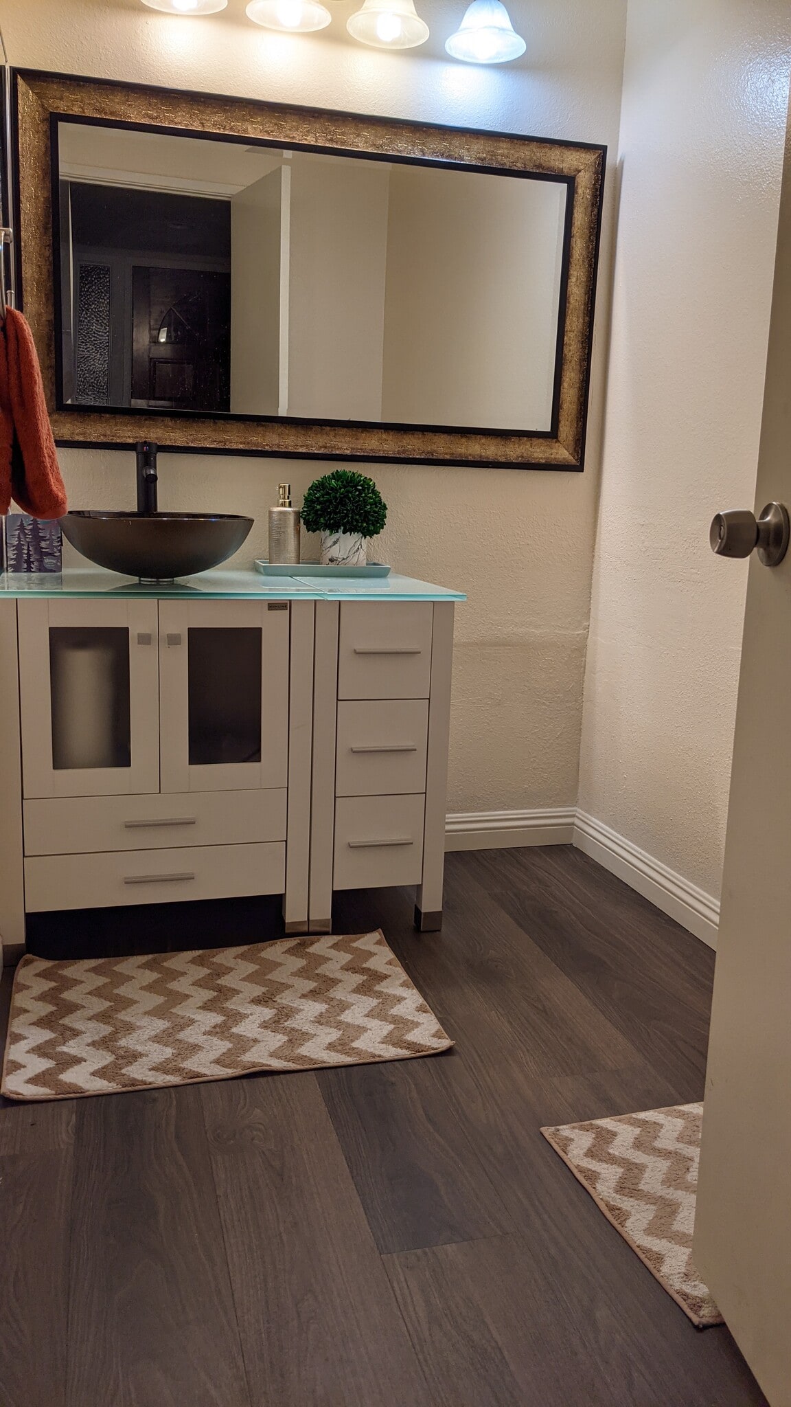 Building Photo - 9580 Hiker Hill Rd