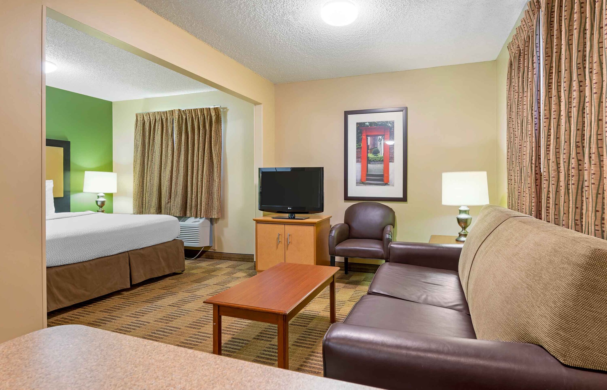 Building Photo - Furnished Studio-Greensboro - Airport