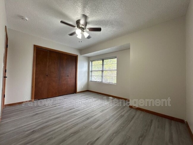 Building Photo - 1262 S Jackson St