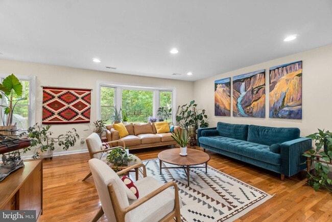 Building Photo - 1625 Old Annapolis Rd