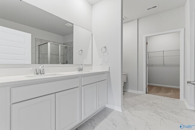 Building Photo - 7520 Doris Ruth Ln SE