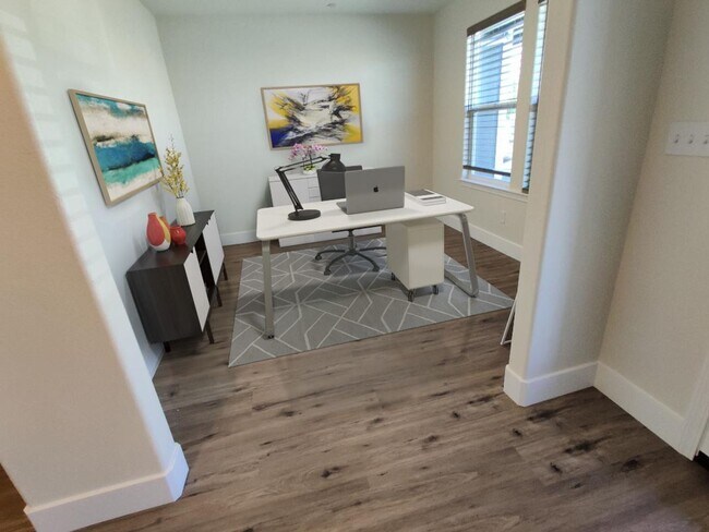 Building Photo - Two-level home located in Coffey Park!
