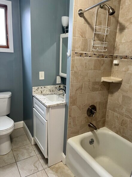 Building Photo - 236 Euclid Ave