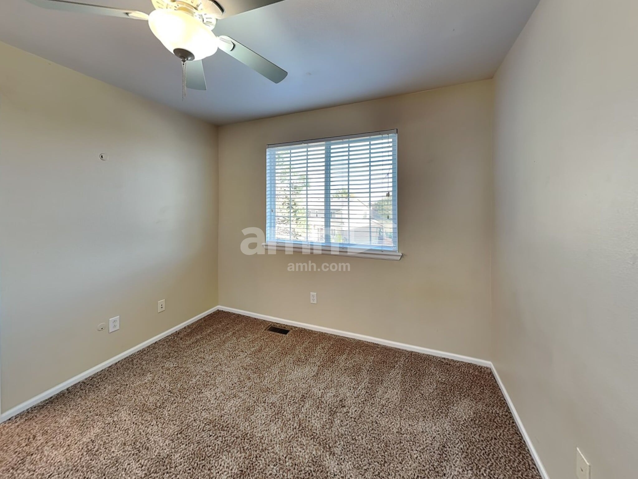 Building Photo - 494 Stetson Ct