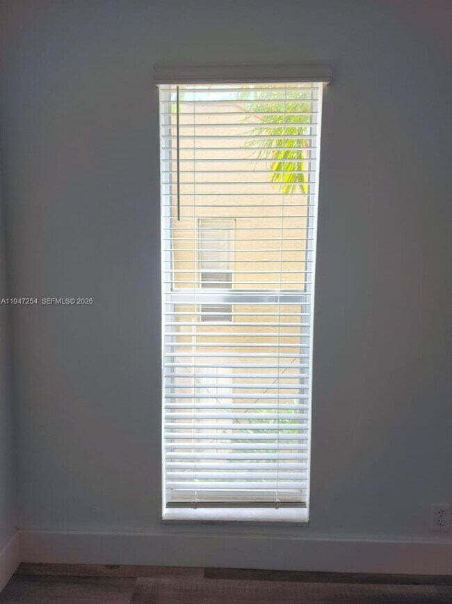 Building Photo - 4545 Treehouse Ln