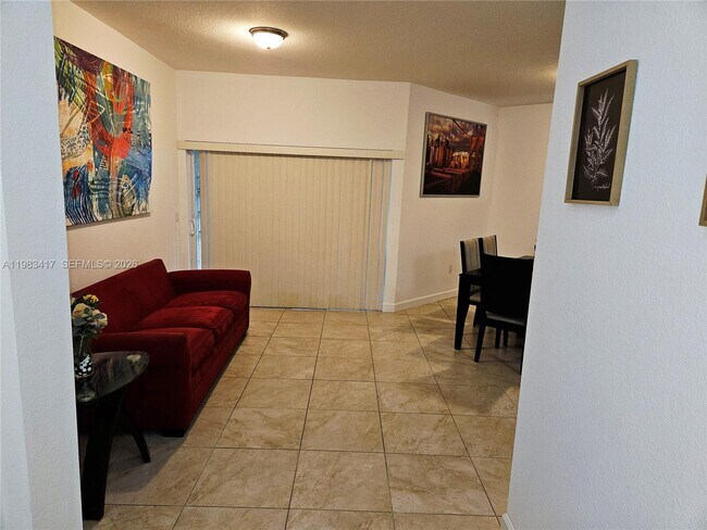 Building Photo - 290 NW 109th Ave