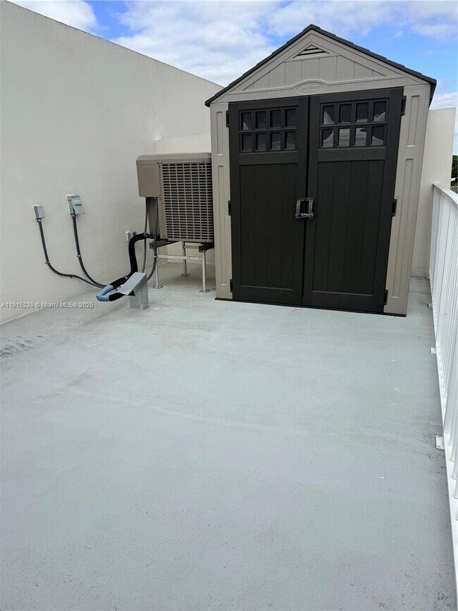 Building Photo - 25743 SW 144th Ave