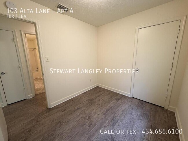 Building Photo - 103 Alta Ln