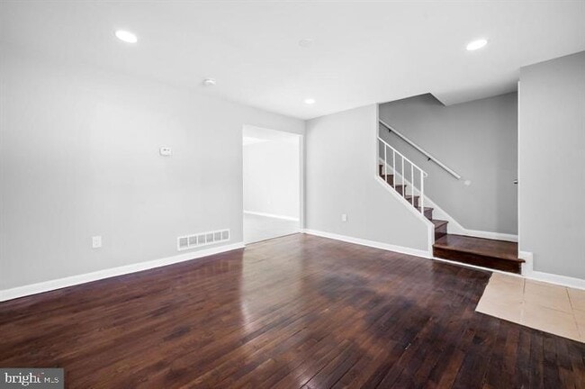 Building Photo - 631 Charraway Rd