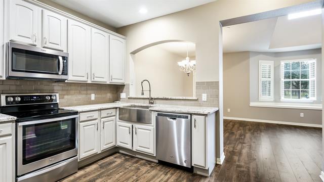 Building Photo - 3213 Carlisle St