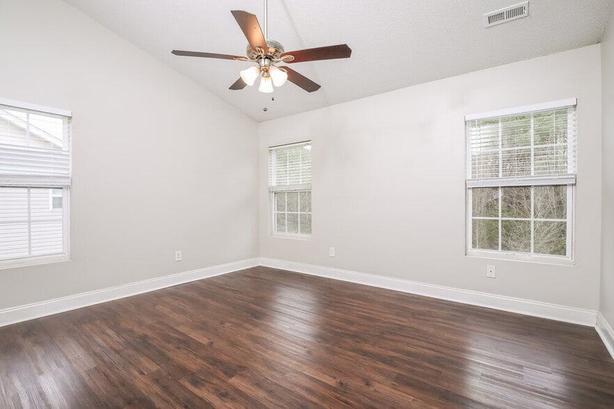 Building Photo - 6542 Guard Hill Dr