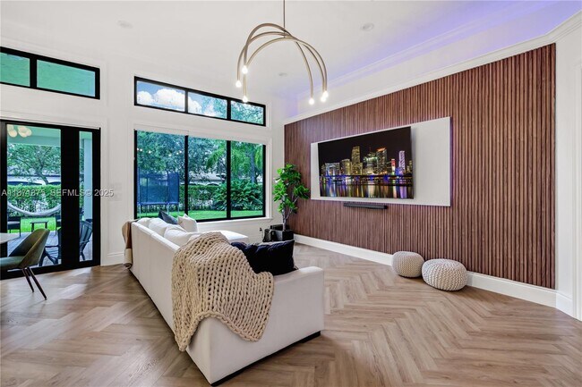 Building Photo - 5478 SW 189th Ave