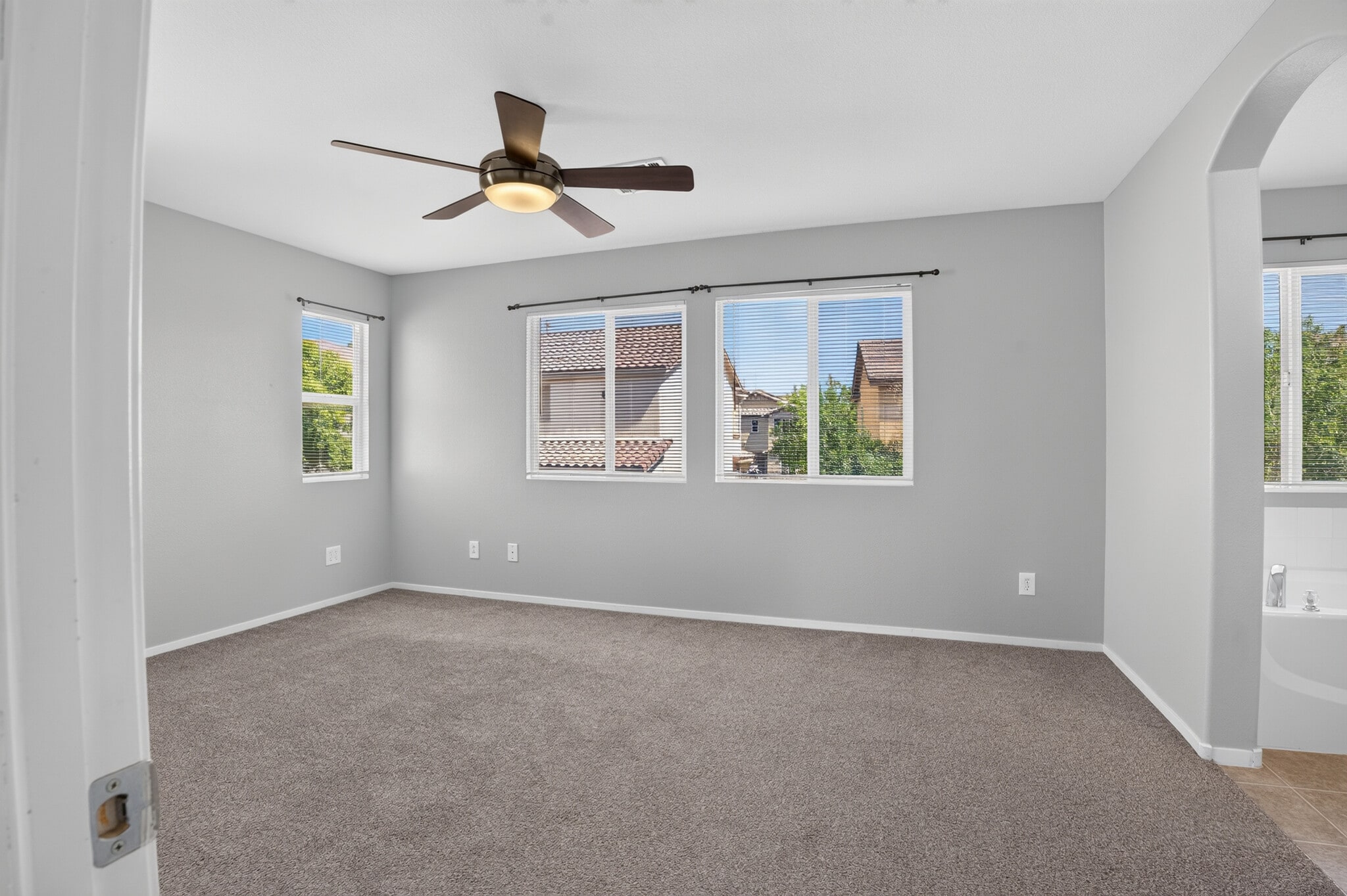 Building Photo - 10648 Bandera Mountain Ln