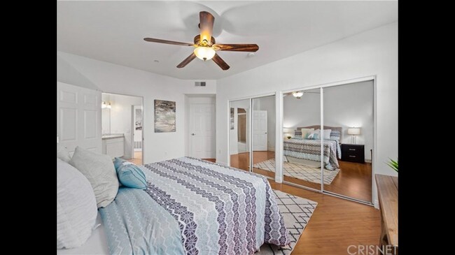 Building Photo - 5703 Laurel Canyon Blvd