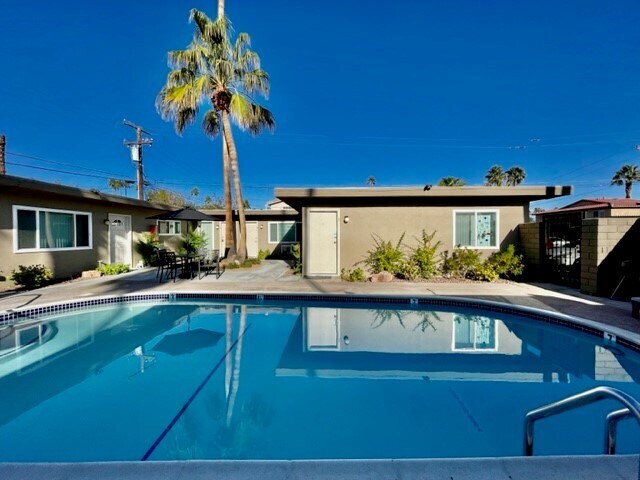 Building Photo - 45421 Sunset Ln