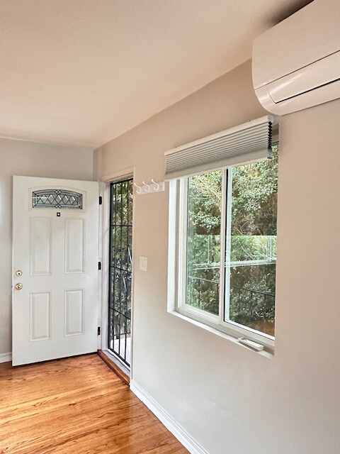 Building Photo - 1468 Chalcedony St