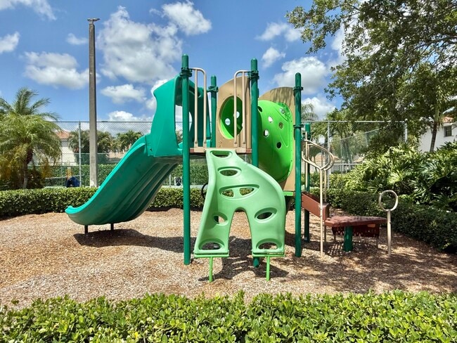 Building Photo - 8686 Eagle Run Dr
