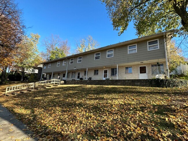 Building Photo - 420 Tinkler/509 Perrin-SHILO