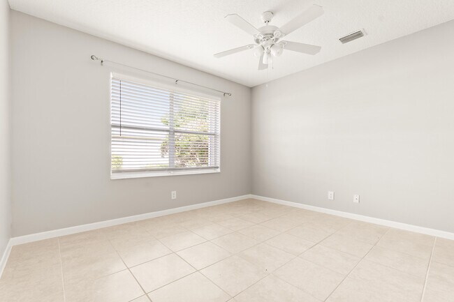 Building Photo - 1209 Pine Sage Cir