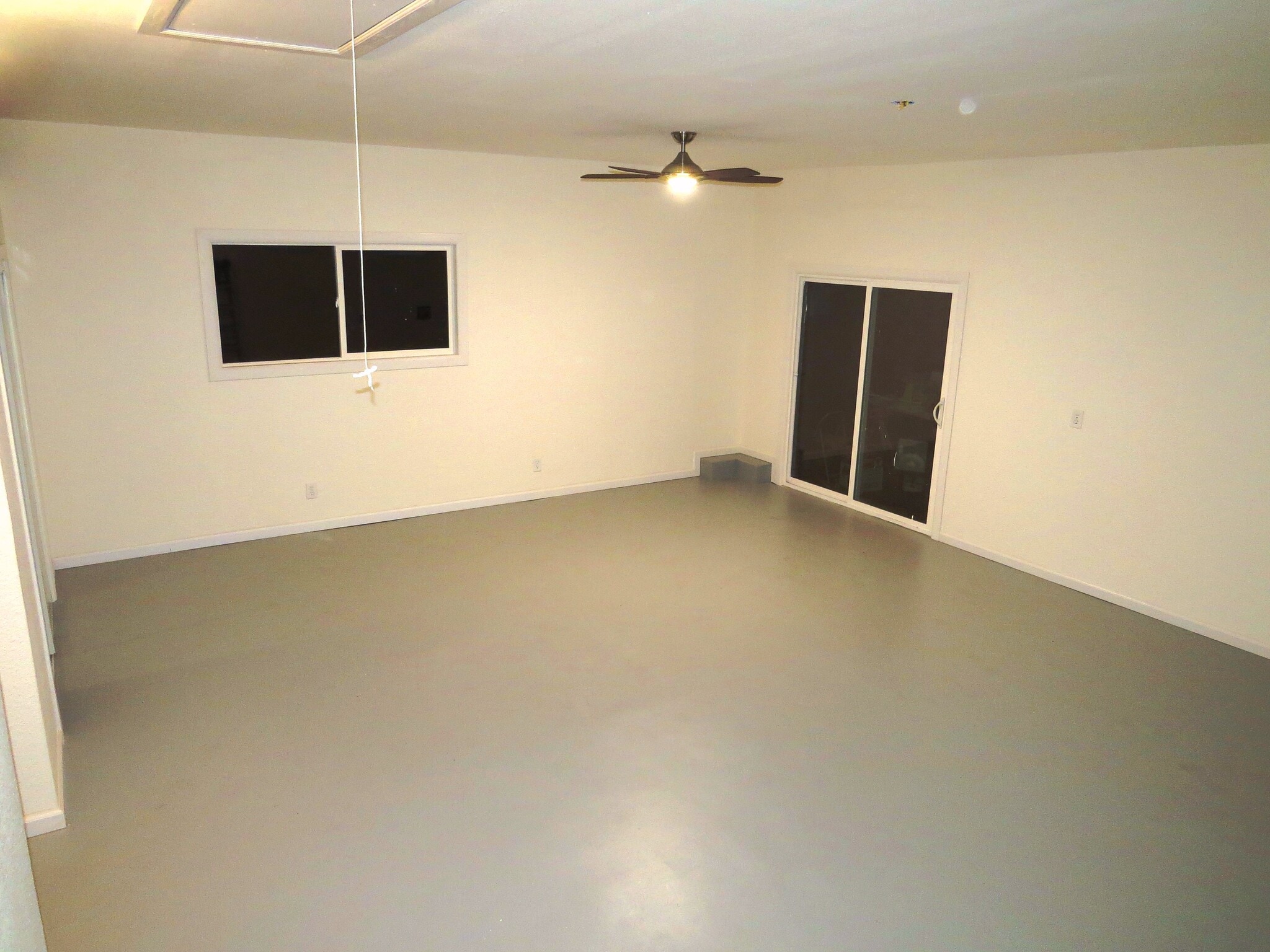 Building Photo - 15-1414 24th Ave