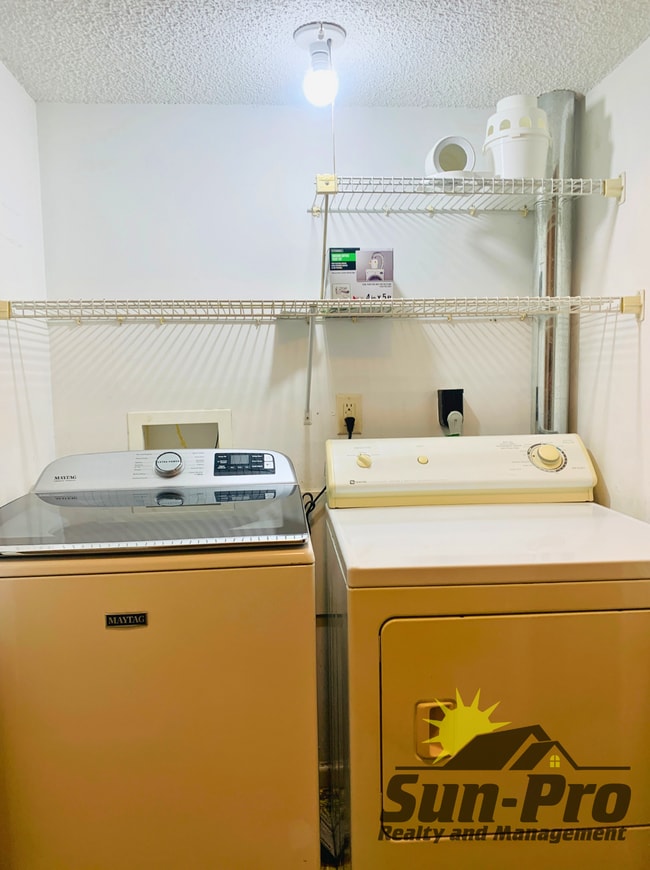 Building Photo - 136 Pine Cone Trail