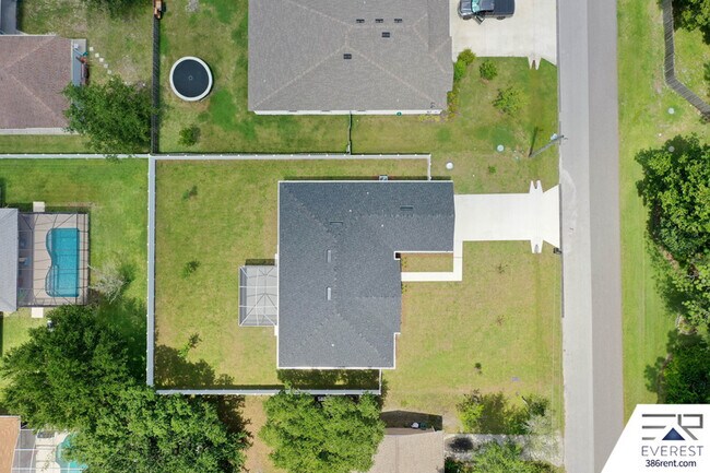 Building Photo - 58 Buttermill Dr