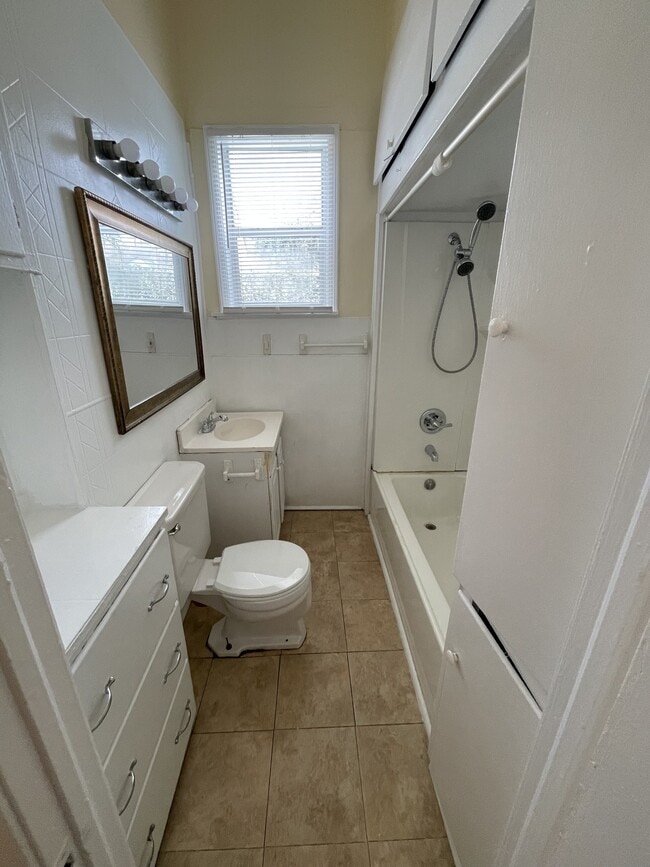 Building Photo - 3148 N Rampart St