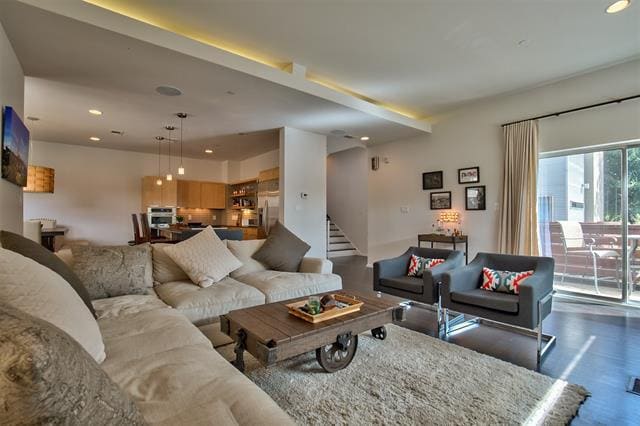 Building Photo - 5205 Capitol Ave