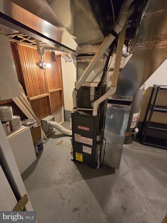 Building Photo - 13 Dublin Dr