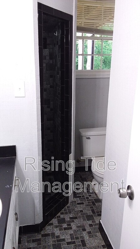 Building Photo - 508 Wood Terrace NE