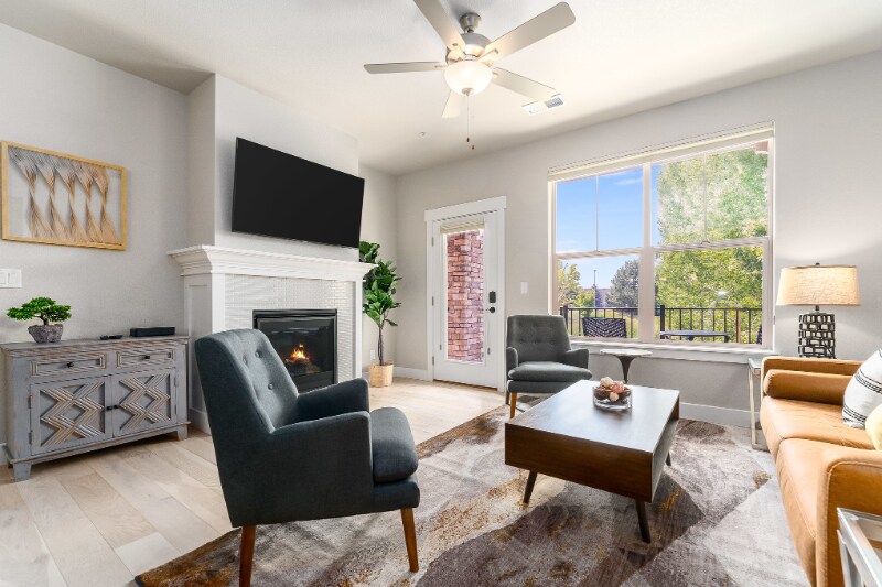 Building Photo - 4612 Hahns Peak Dr
