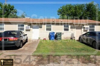 Building Photo - Now Leasing – 924 JR Ct.