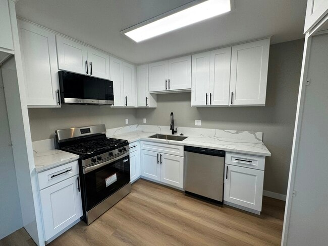 Building Photo - 14740 Perris Blvd