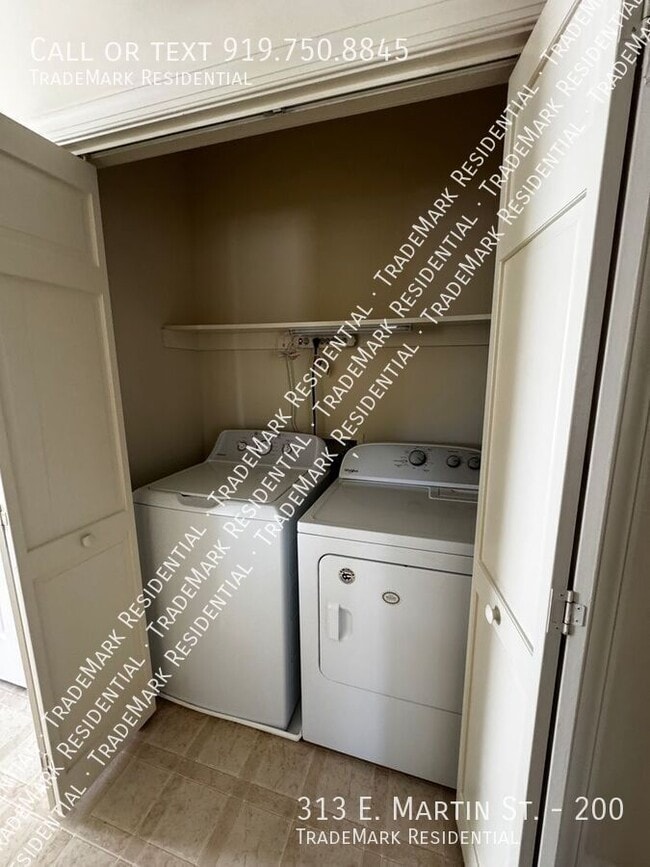 Building Photo - 313 E Martin St