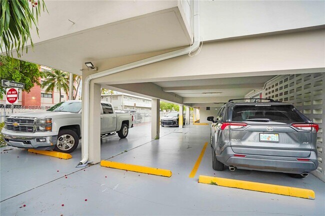 Building Photo - 7735 Abbott Ave