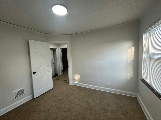 Building Photo - 9585 Terry St