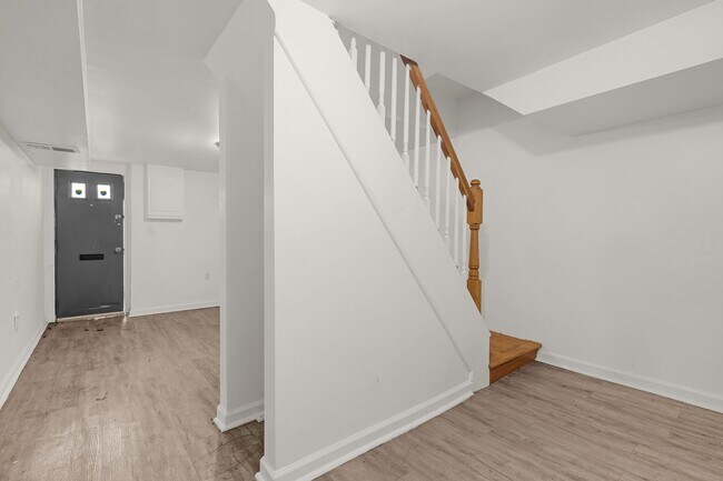 Building Photo - 2629 Dulany St